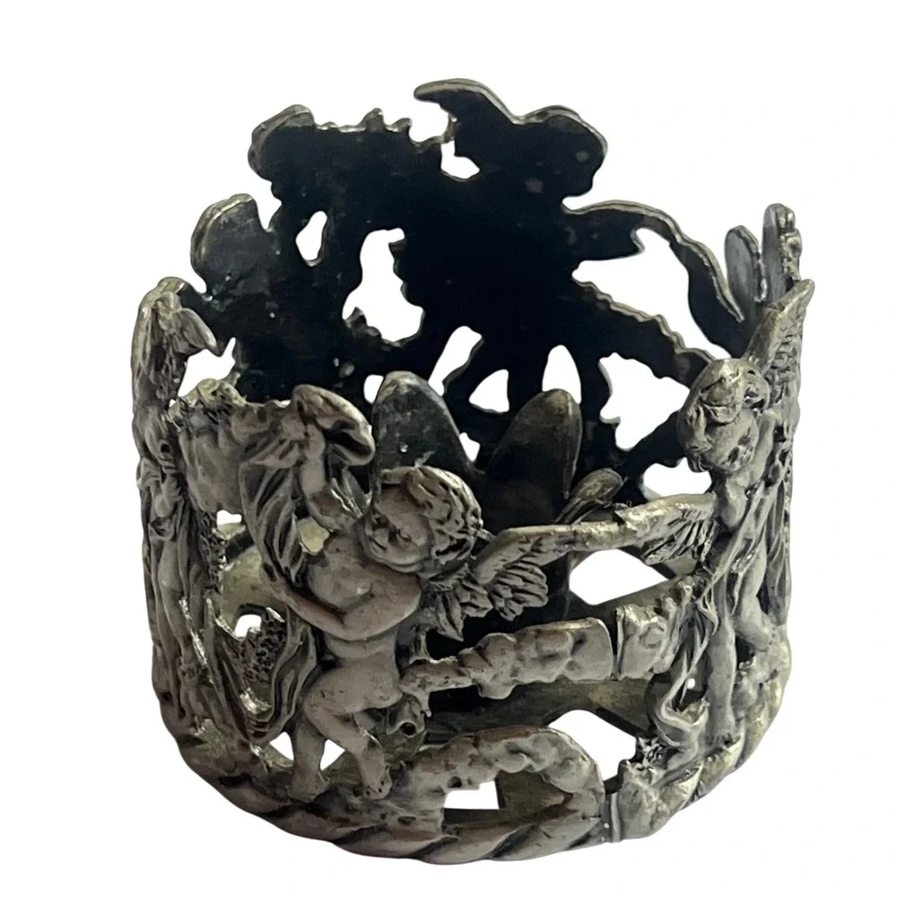 Vintage Pewter Cherub Angel Candle‎ Holder Round Openwork Relief Silver Tone 3in